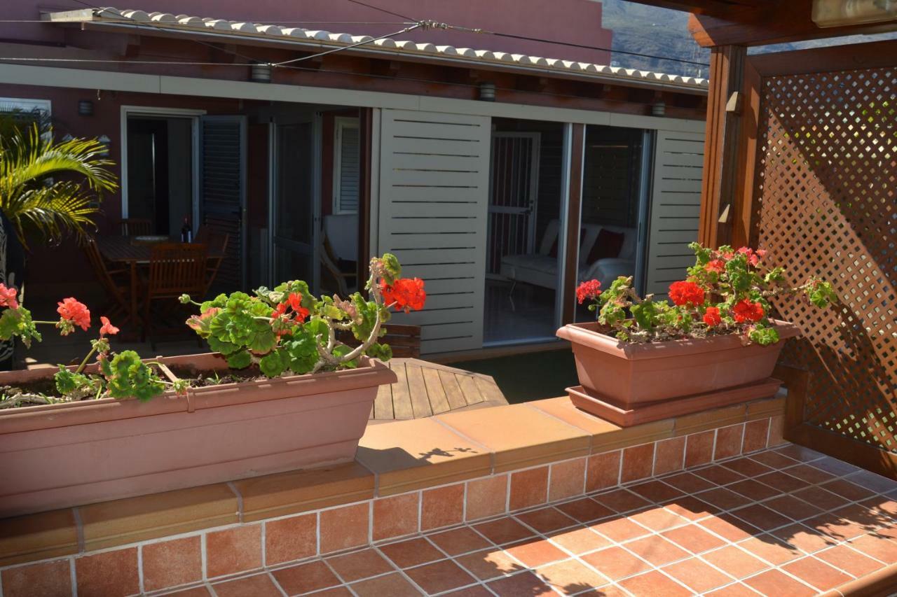 Apartamento Vacacional Relax Frente Al Mar Candelaria Esterno foto